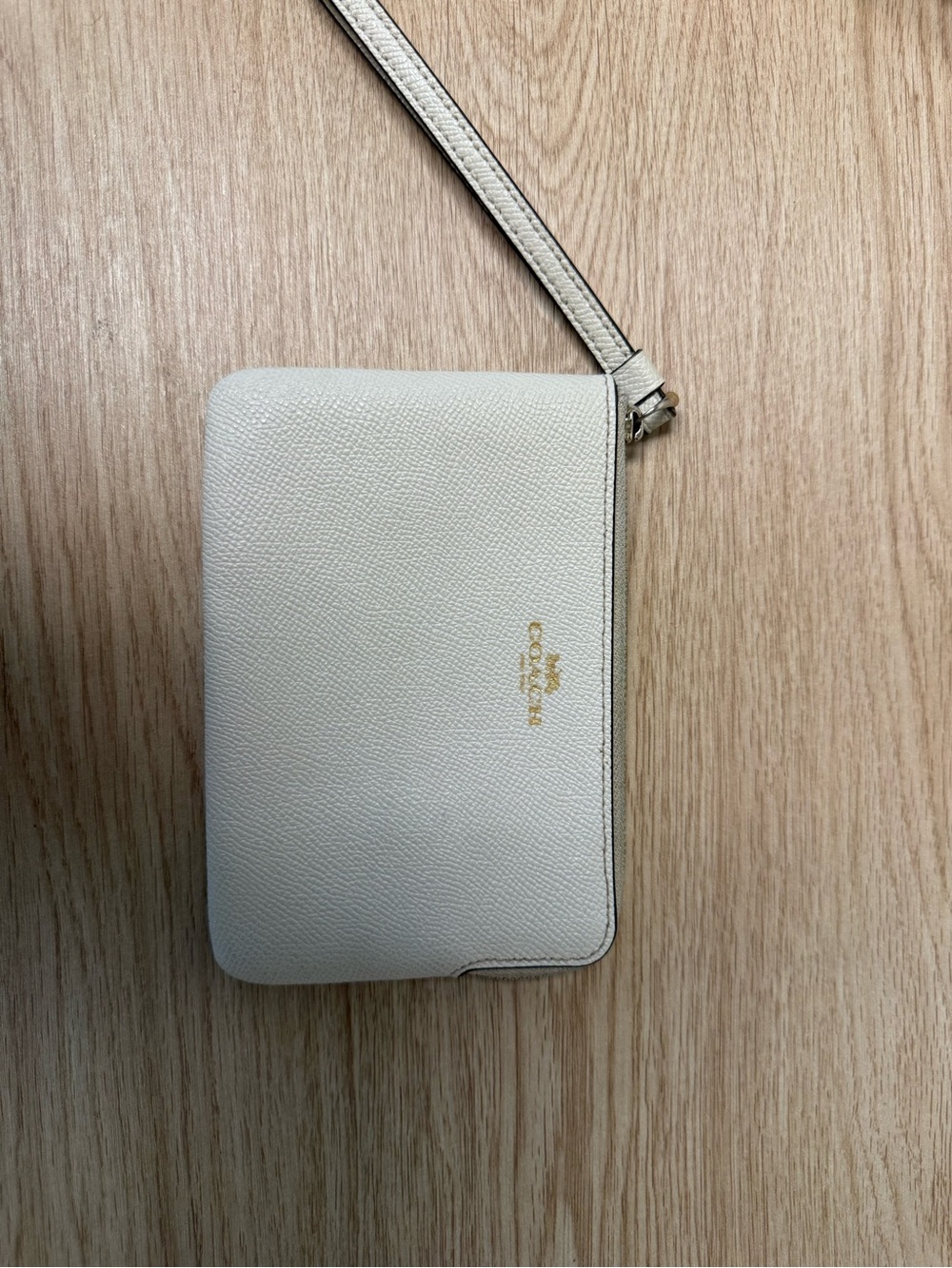 Coach Ivory White Leather Zip Wristlet Wallet Gold Hardware